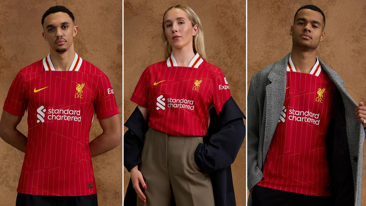 นักเตะ Liverpool สวมเสื้อเหย้าฤดูกาล 2024–25 สีแดงลาย YNWA